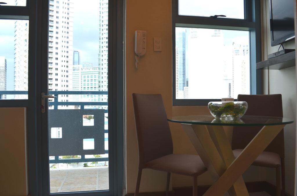 Eton Parkview Daire Makati City Dış mekan fotoğraf